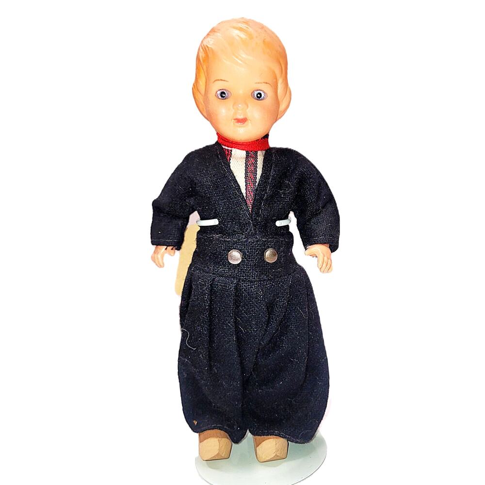 8" Celluloid Souvenir Dutch Doll w/Wooden Shoes & Sleep Eyes Made in Italy